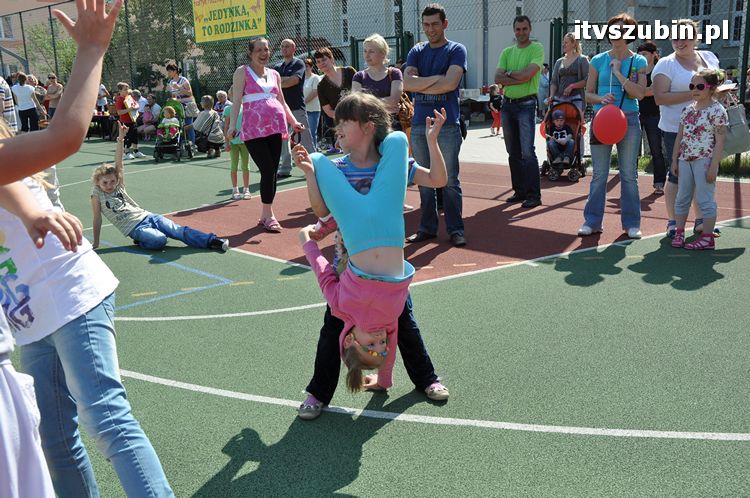 Festyn rodzinny w SP1 w Szubinie ?JEDYNKA TO RODZINKA?