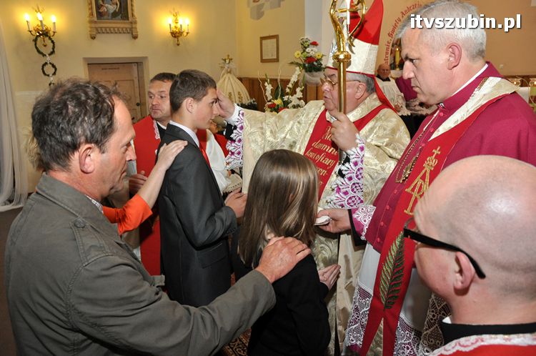 Sakrament Bierzmowania w Kościele p.w. Św. Andrzeja w Szubinie