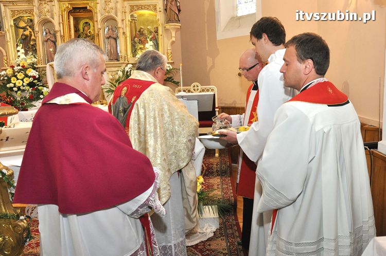 Sakrament Bierzmowania w Kościele p.w. Św. Andrzeja w Szubinie