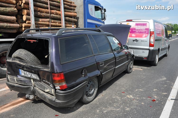 Kolizja trzech samochodów w Zamościu k. Bydgoszczy