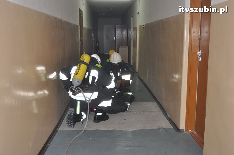 Ewakuowano uczniów i nauczycieli ZSS w Szubinie