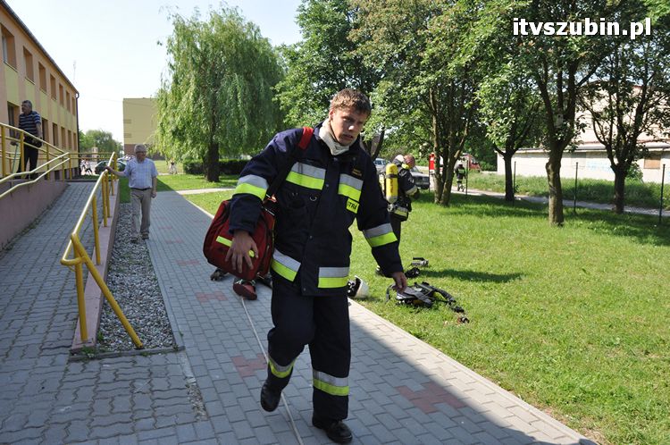 Ewakuowano uczniów i nauczycieli ZSS w Szubinie