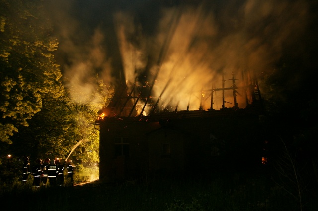 Pożar budynku przy ul. Zielonej w Kcyni