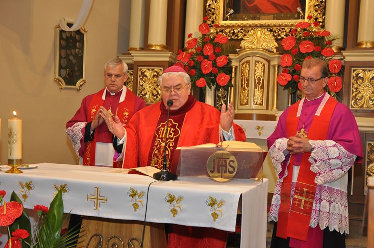 Sakrament Bierzmowania w Kościele p.w. Św. Marcina w Szubinie