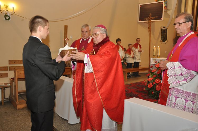 Sakrament Bierzmowania w Kościele p.w. Św. Marcina w Szubinie