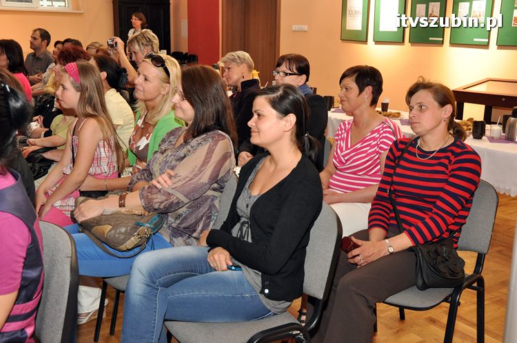 Pierwszaki z jedynki swoim Mamusiom