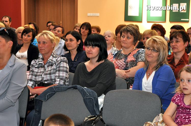 Pierwszaki z jedynki swoim Mamusiom