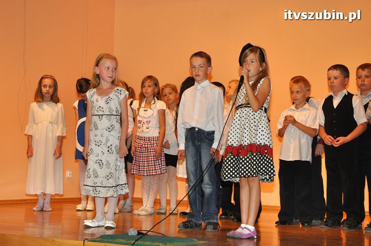 Pierwszaki z jedynki swoim Mamusiom