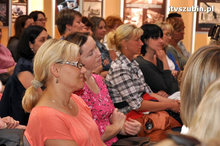 Pierwszaki z jedynki swoim Mamusiom