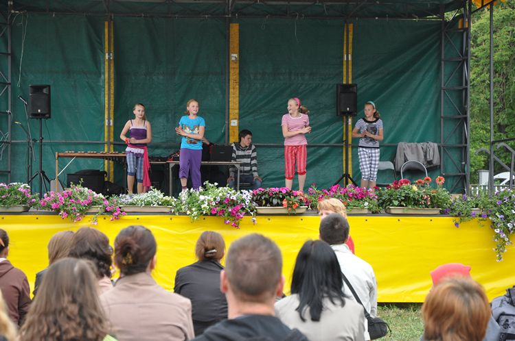 Festyn Parafialny w Samoklęskach Dużych