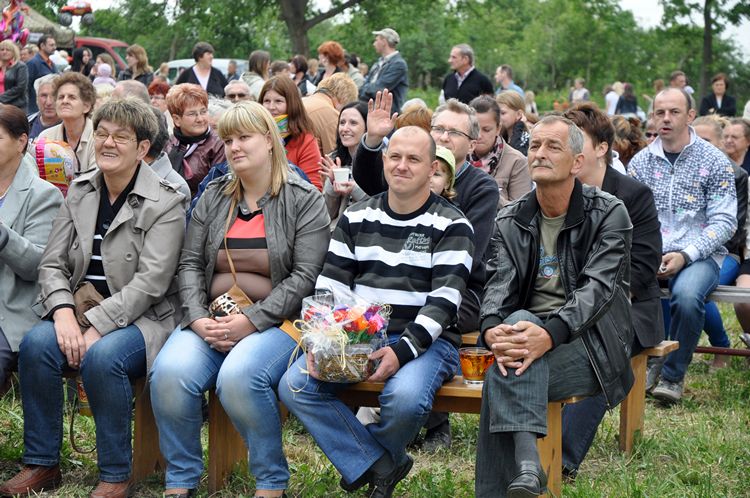 Festyn Parafialny w Samoklęskach Dużych