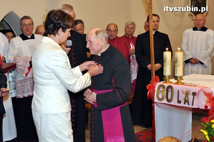 Msza dziękczynna za 60 lat posługi kapłańskiej ks. prałata Jana Kątnego