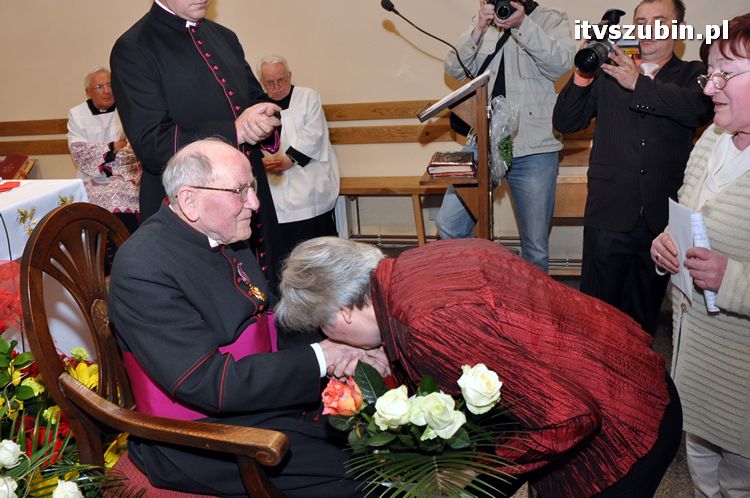 Msza dziękczynna za 60 lat posługi kapłańskiej ks. prałata Jana Kątnego