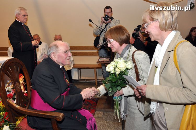 Msza dziękczynna za 60 lat posługi kapłańskiej ks. prałata Jana Kątnego