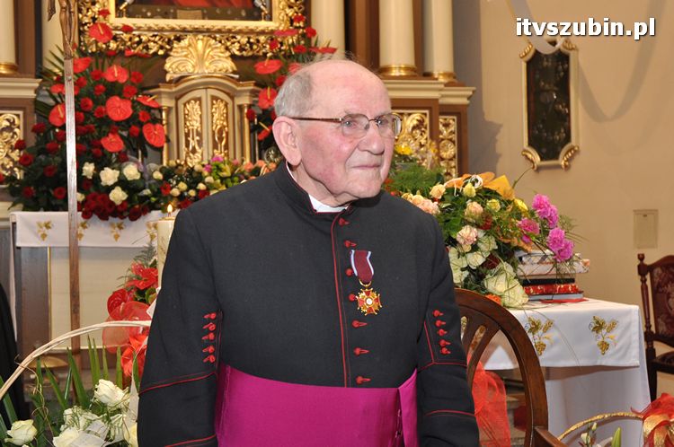 Msza dziękczynna za 60 lat posługi kapłańskiej ks. prałata Jana Kątnego