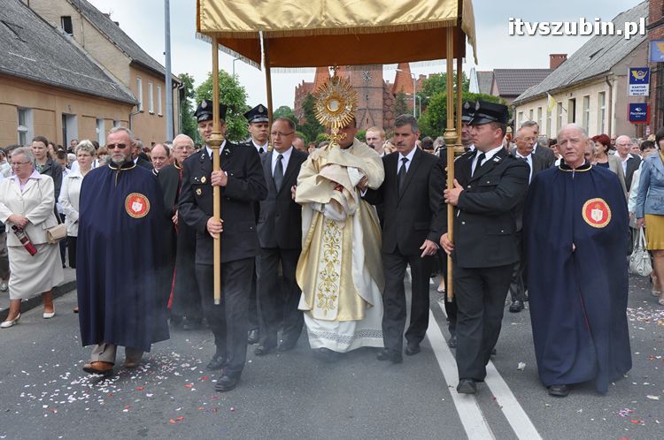 Procesja Bożego Ciała przeszła ulicami Szubina