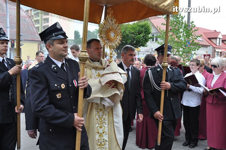 Procesja Bożego Ciała przeszła ulicami Szubina