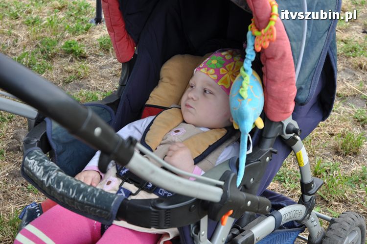 FESTYN CHARYTATYWNY dla małej Julki