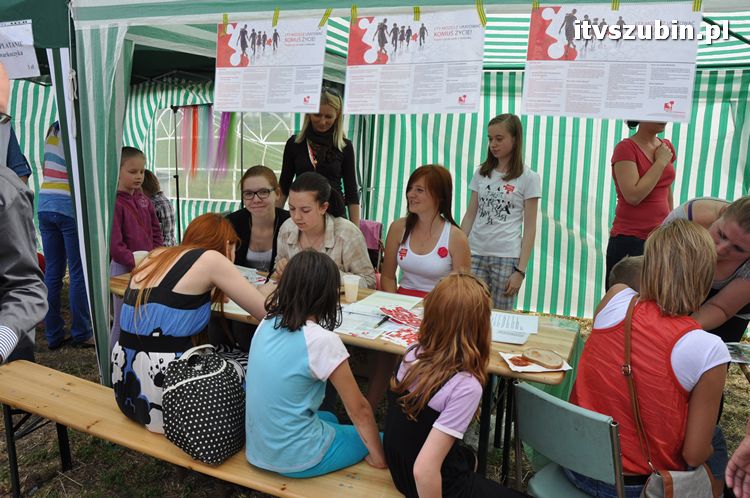 FESTYN CHARYTATYWNY dla małej Julki