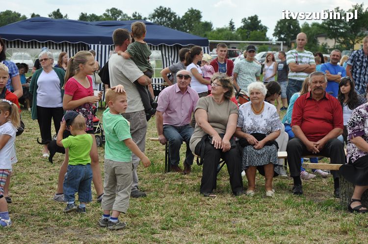FESTYN CHARYTATYWNY dla małej Julki