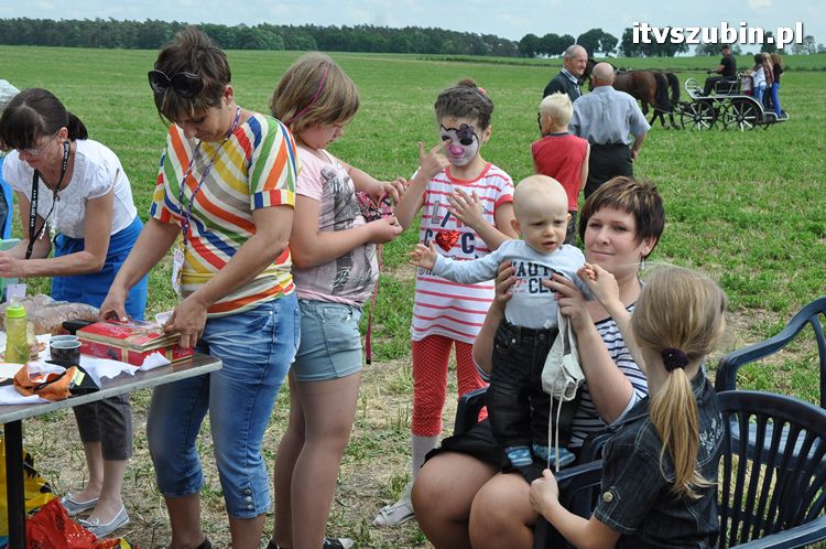 FESTYN CHARYTATYWNY dla małej Julki