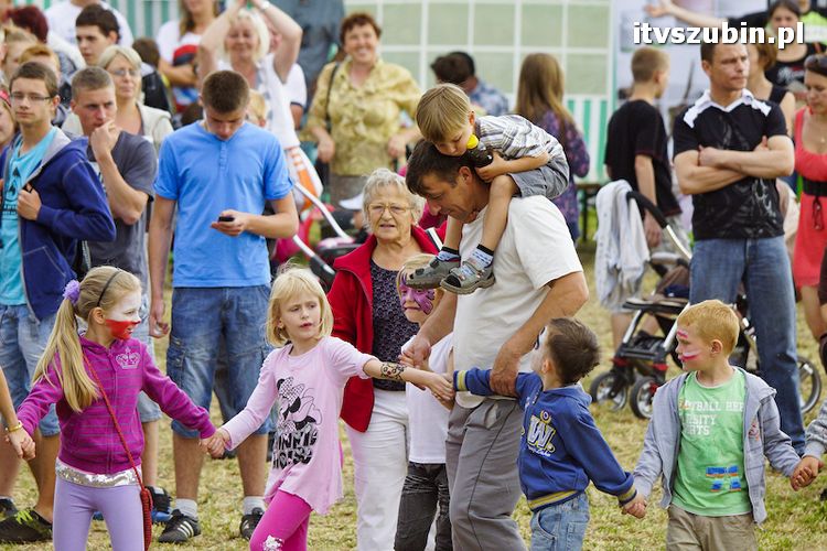 FESTYN CHARYTATYWNY dla małej Julki