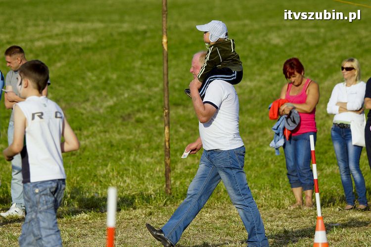 FESTYN CHARYTATYWNY dla małej Julki