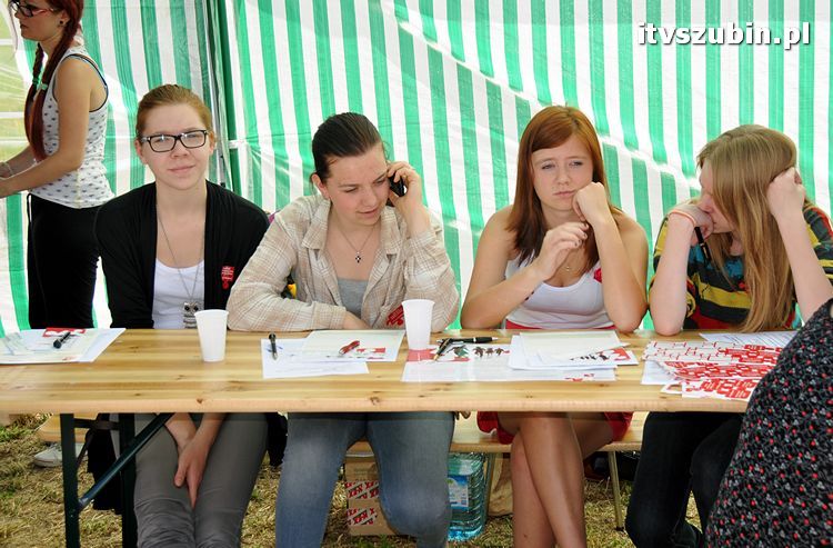 FESTYN CHARYTATYWNY dla małej Julki