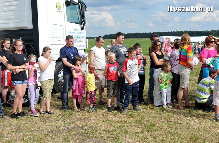FESTYN CHARYTATYWNY dla małej Julki