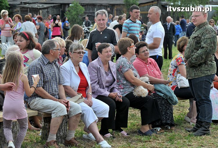 FESTYN CHARYTATYWNY dla małej Julki