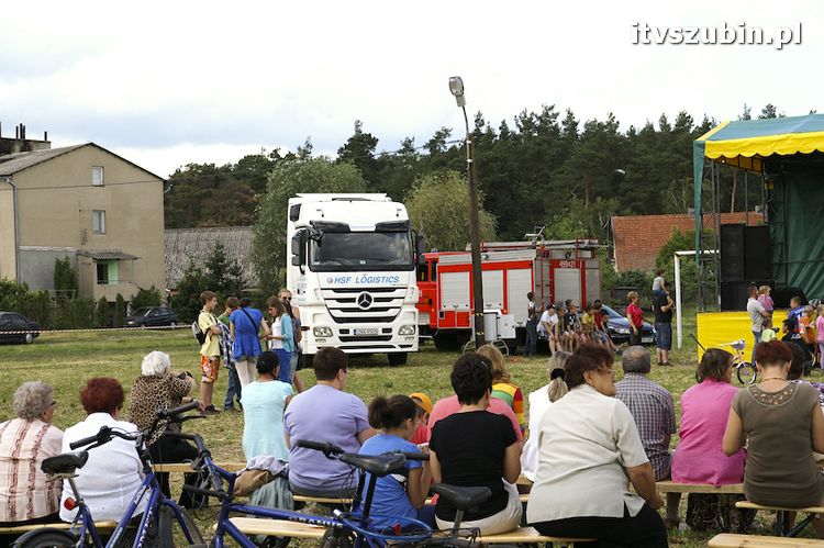 FESTYN CHARYTATYWNY dla małej Julki
