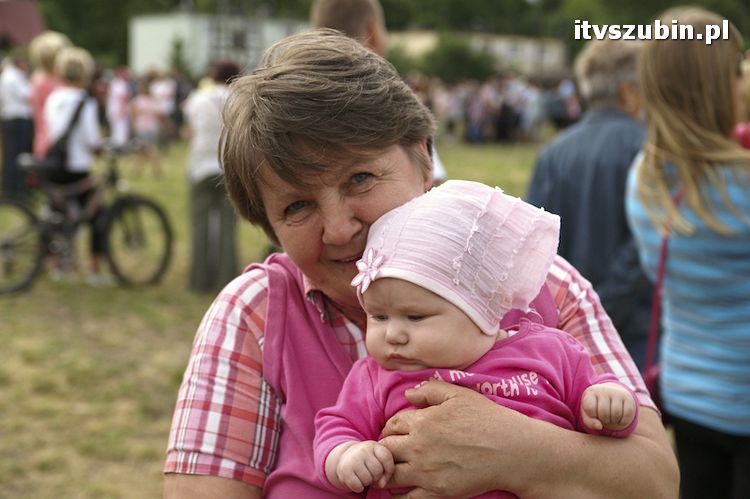 FESTYN CHARYTATYWNY dla małej Julki