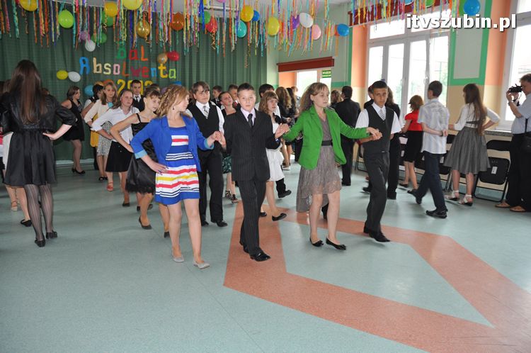 Bal Absolwenta w SP1 w Szubinie