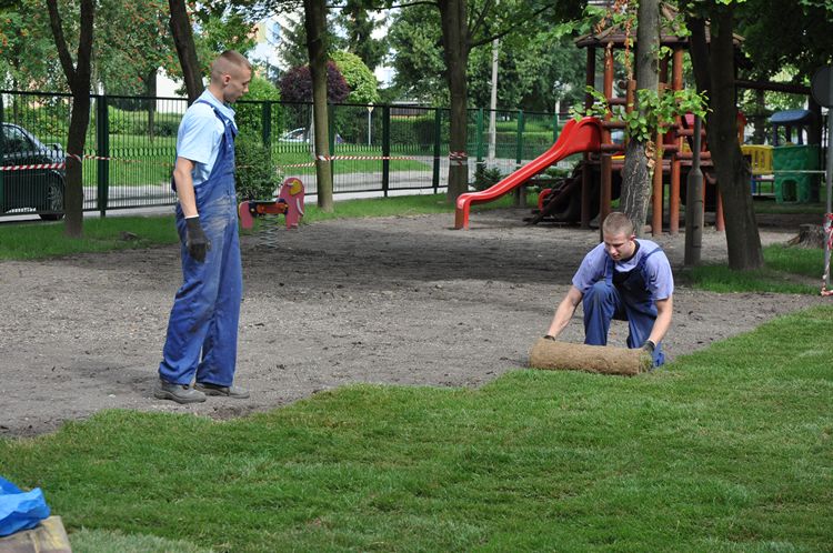 Dla dzieci z przedszkola nr 2 chłopcy z MOAS-u