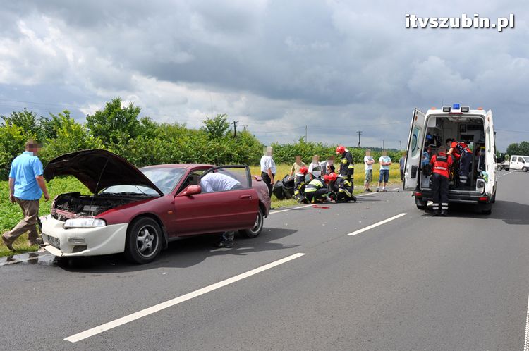 Kolizja dwóch osobówek w Zalesiu k. Szubina