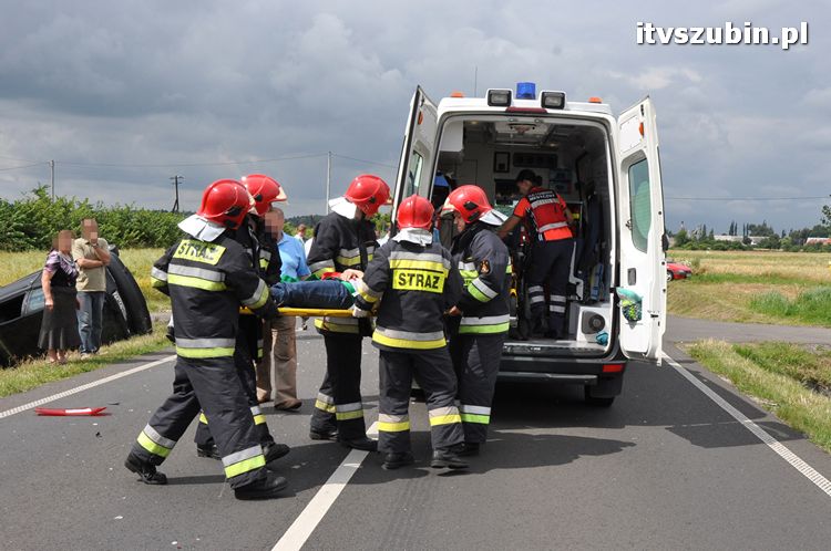 Kolizja dwóch osobówek w Zalesiu k. Szubina
