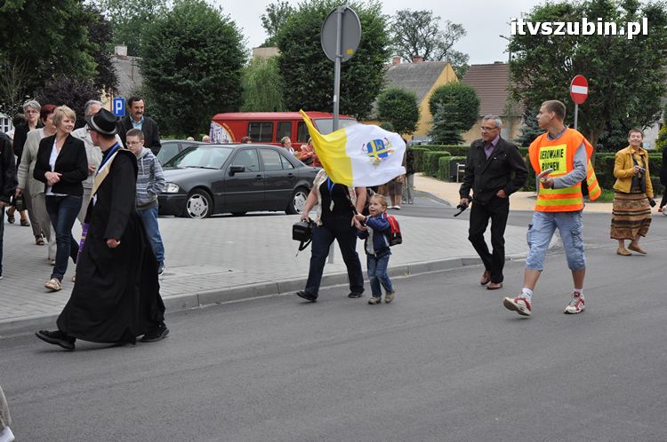 Piesza pielgrzymka na Jasną Górę wyruszyła z Szubina