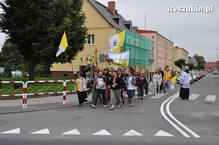 Piesza pielgrzymka na Jasną Górę wyruszyła z Szubina