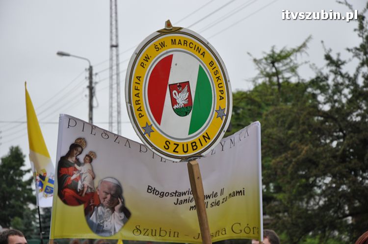 Piesza pielgrzymka na Jasną Górę wyruszyła z Szubina