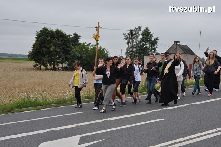 Piesza pielgrzymka na Jasną Górę wyruszyła z Szubina