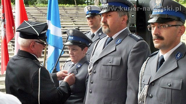 Awanse, odznaczenia i nagrody dla policjantów z okazji ich święta