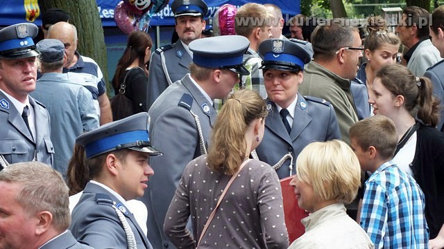 Awanse, odznaczenia i nagrody dla policjantów z okazji ich święta