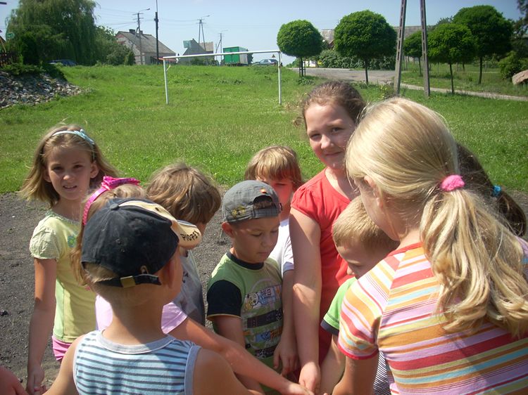 Wakacyjna biblioteka w Samoklęskach Małych
