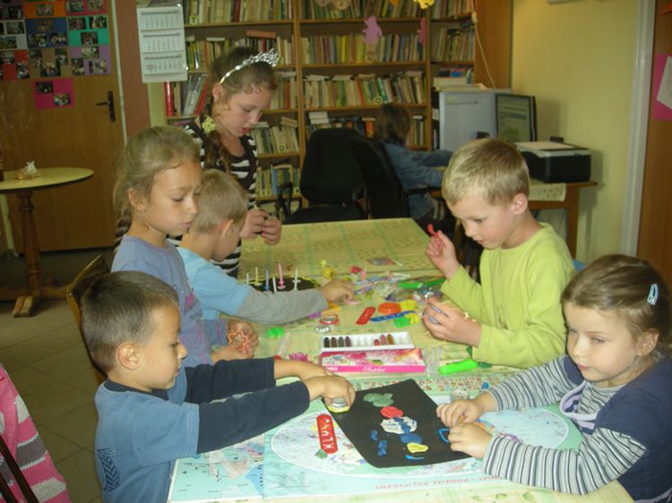 Wakacyjna biblioteka w Samoklęskach Małych