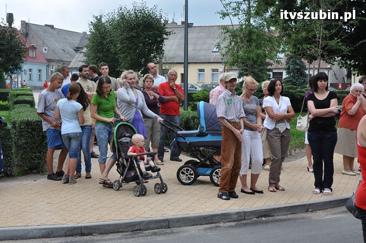 Pielgrzymi z Kościerzyny idący na Jasną Górę nocowali w Szubinie