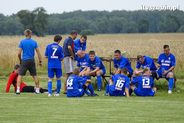LZS Zieloni Zalesie - LKS Szubinianka Szubin 3:10