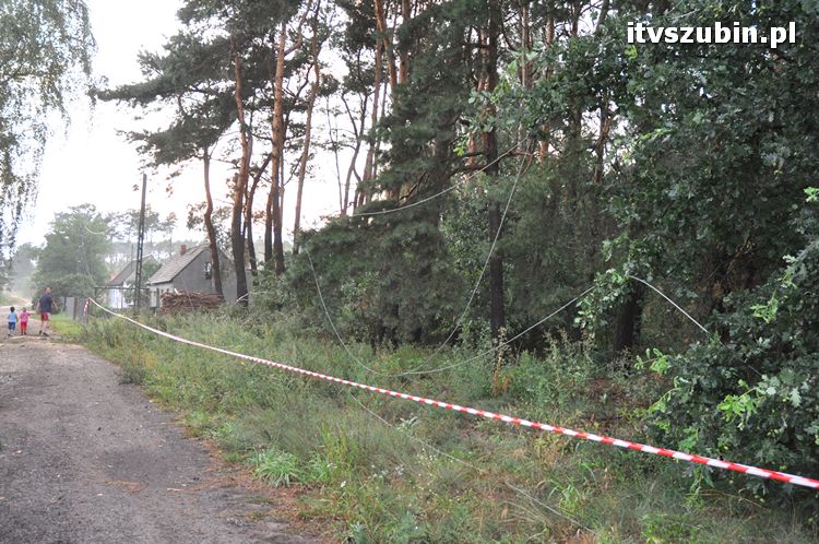 Pięć minut nawałnicy, usuwanie zniszczeń trwało do późnych godzin nocnych