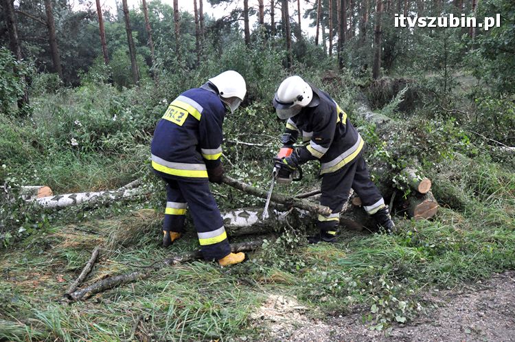 Pięć minut nawałnicy, usuwanie zniszczeń trwało do późnych godzin nocnych