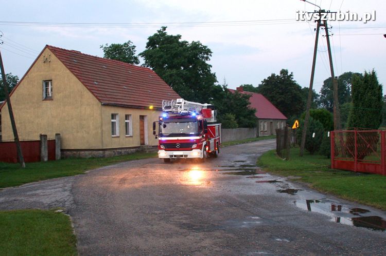 Pięć minut nawałnicy, usuwanie zniszczeń trwało do późnych godzin nocnych