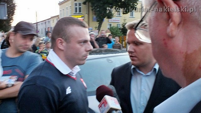 Adrian i Tomasz Zielińscy są już w Mroczy. Owacyjne powitanie